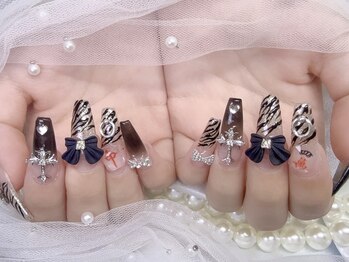 ミナミ(MINAMI)/豹柄ネイル