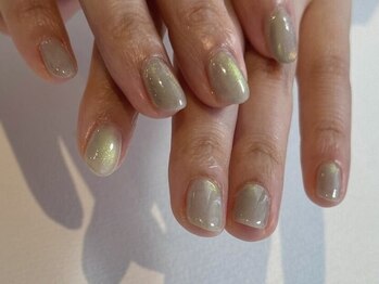 ネイル アトリエ フイユ イセサキ(Nail atelier Feuill isesaki)の写真/ハイセンスなこだわりのネイル☆デザインにお悩みの方にオススメ◎丁寧なカウンセリングと施術をご提供!