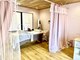 エルアンドピー ビューティーサロン(L&P Beauty Salon)の写真/【京急久里浜駅1分】日々頑張る自分へのご褒美に。ゆったり癒やしの個室で目元＆お顔の極上メンテナンス