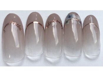 ヘアーアンドネイル ルシア(Hair&Nail Lucia)/大人シンプルネイル