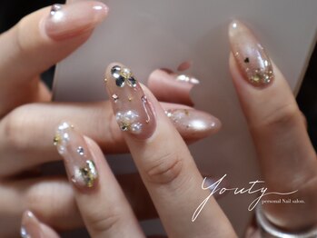 ユーティーネイル(Youty Nail)/フラワーニュアンスビジュー