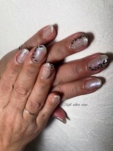 アザス(asas)/冬ヒョウ柄ネイル