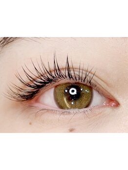 ボリュームのある目元にしたい