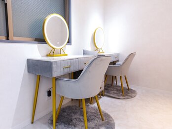 ディアロ(Dealo)/ヘアアイロン完備