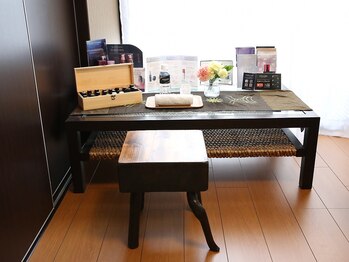 チャンティ(Cantik)/アロマ香る室内