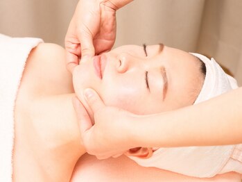 エフ ビューティ西宮/小顔