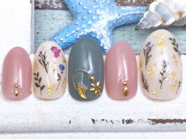 ボタニカルネイル