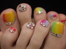 ネイルサロン ビビ(bibi)/カラフルなフットnail