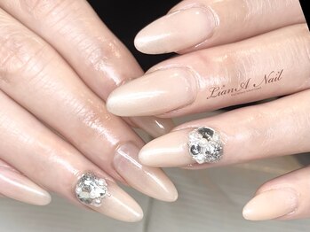 リアーナネイル(LianA Nail)/