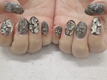 ハニービービー(Honey Bee Bee)/ロックスターブラックネイル