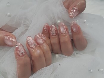 ラウレア(Laule'a)の写真/選べる定額デザイン1000種類以上♪トレンド感たっぷり可愛い指先に♪耳ツボメニュー導入◎