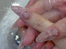 店主がこだわりの内装、