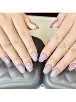 シン(XIINH)/チックマグネットネイル