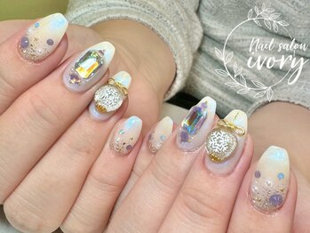 アイボリー(ivory)/パステルカラークリスマスネイル
