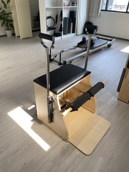 ウル(ulu)/ピラティスのマシン