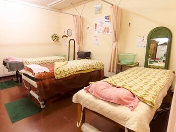 リラックスサロン サワッディ 諫早店/施術スペース