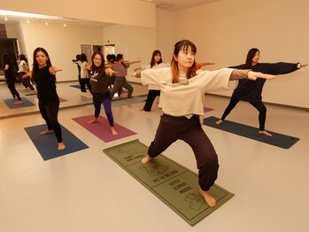 AXIS DANCE STUDIO《ダンス/ヨガ/ピラティス》/