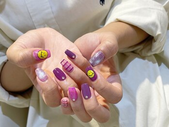 ネイルズ ララ(nails Lala)/ニコちゃん。