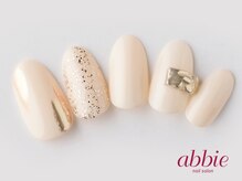 ネイルサロンアビー 北千住店(abbie)/オフホワイトカジュアル　￥9372