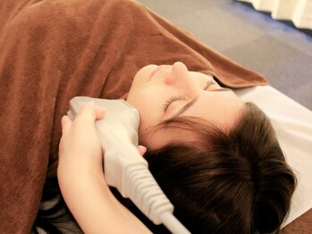 リレム 高田馬場本店(LILEM)の写真/【速攻小顔効果/たるみ改善&リフトアップ◎】当店人気No.1★ウルトラソニックフィットW打ち¥99000→¥15000