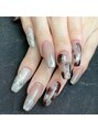 イーデザイン ネイル(E.design.Nail)&nbsp;スカルプロングでも、大人可愛く！