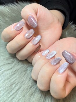 シュガープラム ネイル 横浜(sugar plum)の写真/季節の艶カラーが人気☆手元を綺麗に魅せる《ワンカラー¥6600》シンプルな持ち込みデザイン・長さだしも◎