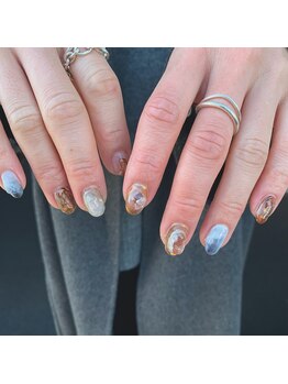 ネイルスタジオ リーベル(nail studio Liber)/ニュアンスネイル【B】