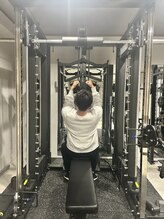 コネクトジム 春日井東野店(Connect Gym)/広背筋下部