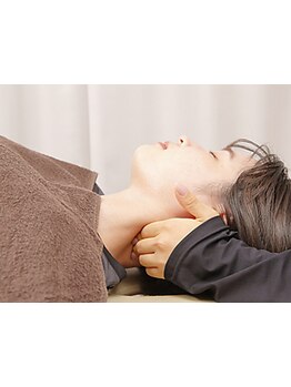 首・肩のつらさを改善したい