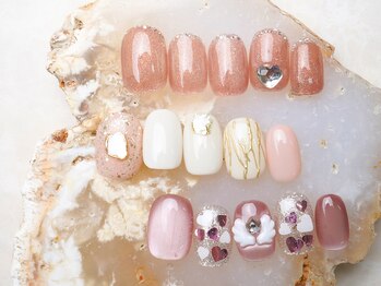 ナイスネイル 横浜店の写真/【全メニューオフ込み★パラジェル取扱】潤艶ちゅるんワンカラー ¥4,120/水光マグネット¥4,790[横浜]