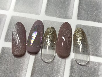 ネイルサロン ウノ 湘南平塚(UNO)/ラメ マグネットnail