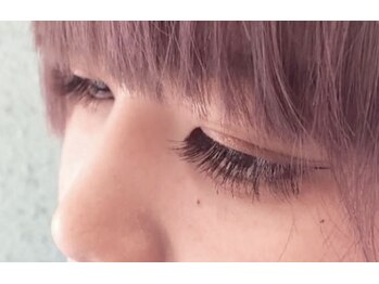 モイマン(moi-man)/カラーでお目元もより可愛く