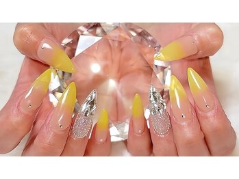 リサ(Risa)/#夏のデザイン