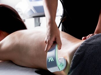 ジョジョイー(JoJoYEE)の写真/《首・肩スッキリ、巡るカラダへ》深部筋膜×温熱ケアで重だるさを解消！根本から整う全身バランスケア♪