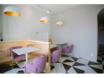 コノア ブランシェ 岩出店(CONOA BLANCHE)/内観1