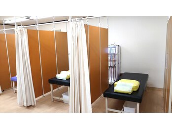 千里接骨院/施術室２