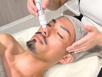 ファッショニスタ 恵比寿東口(Fashionista)の写真/【清潔感UPで差がつくモテ肌に★】べたつき・黒ずみ毛穴・お疲れ顔もリセット！