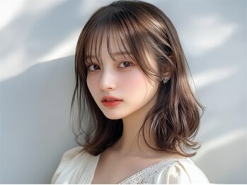 ブルーアイズ トウキョウ(BLUE EYES)の写真/自まつげを最大限に長く美しく魅せるパーマで瞳に光が入りキラキラに♪くるんと上向きの美まつげに☆