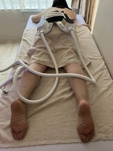 スタートフィットネス プラス エステ/電磁パルス施術風景