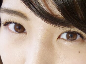 テイラー(Taylor)の写真/まつ毛の生え方や癖を見極め、一本一本丁寧に装着!自まつ毛が少ない方も負担最小限で自然にボリュームUP★