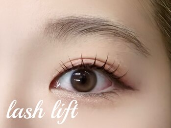 エサージュ 表参道店/まつ毛パーマ/担当：鳥山