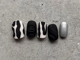マットブラックニュアンス