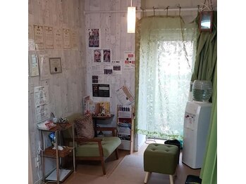 整体 ボディメイク あおし/待合室