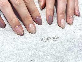 囲みネイル＊　横山