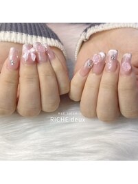 ガーリーピンクネイル