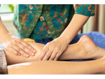 サロン インペリアル エステティック バリ/フットケアマッサージ