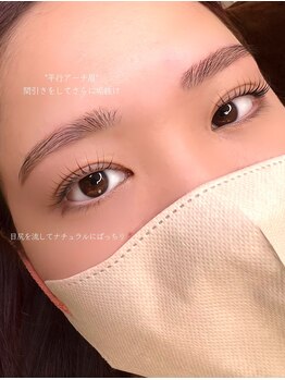 ヴィフ(Vif)/パリジェンヌ＋眉毛ワックス