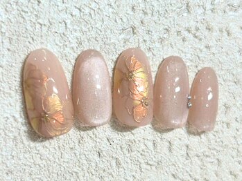 ナナネイル(Nana.Nail)/オーロラベージュ×花アート