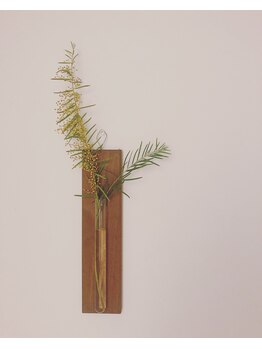 ベイシコ オーガニック 恵比寿(basico organic)/お手洗いにもお花をー