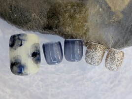 水彩風フラワーフットネイル